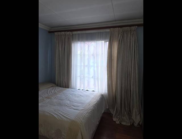 3 BEDROOM HOUSE FOR SALE IN MAHUBE VALLEY